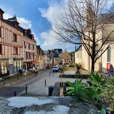 Le Crystal, Spacieux T2 En Plein Centre Historique 瓦讷 外观 照片