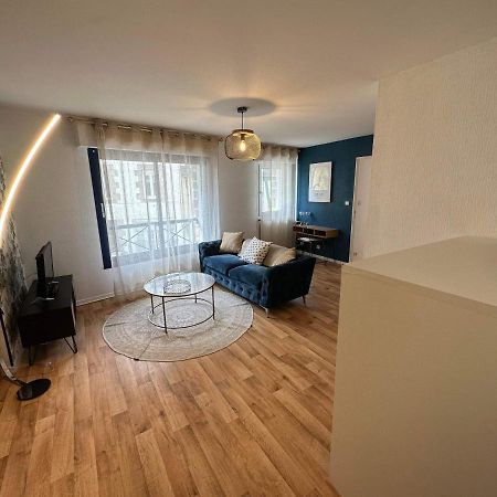 Le Crystal, Spacieux T2 En Plein Centre Historique 瓦讷 外观 照片